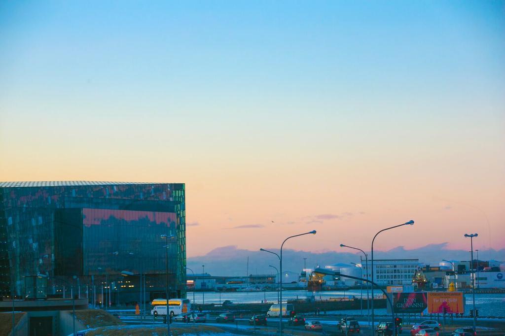 Apartamento Penthouse Downtown With Free Parking Reikiavik Exterior foto